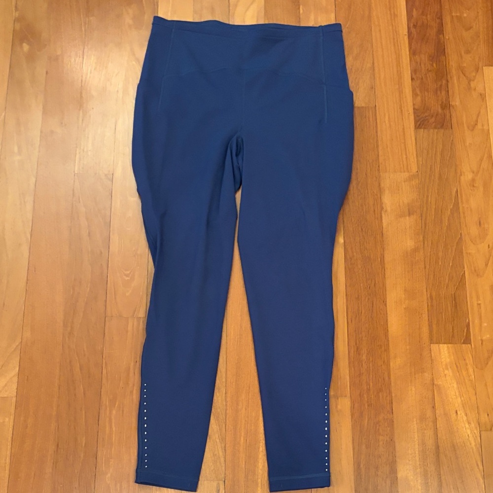 Lululemon True Navy Blue High-Waist Swift Leggings 28 inseam
